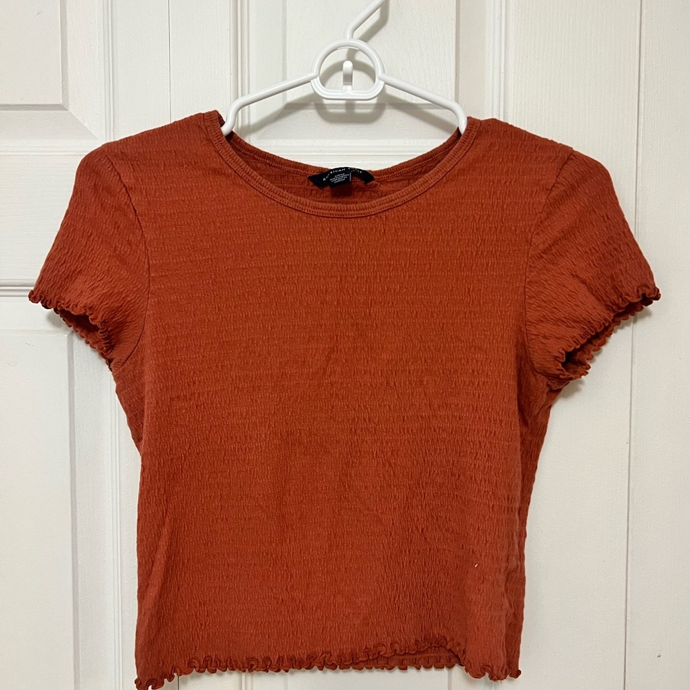 American Eagle | Cropped shirt | Color a burnt coral | Size small